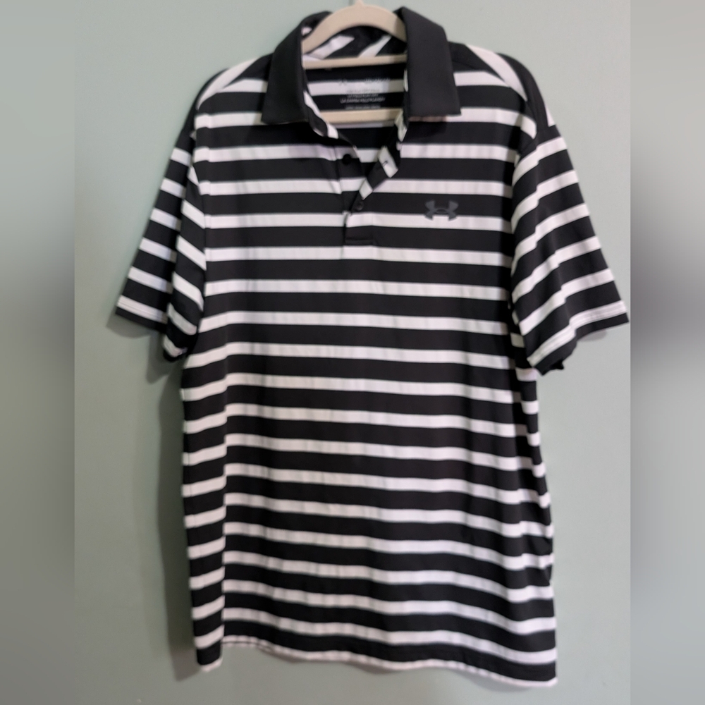EUC Under Armour Men's Polo Loose Fit Stripes Medium *N19